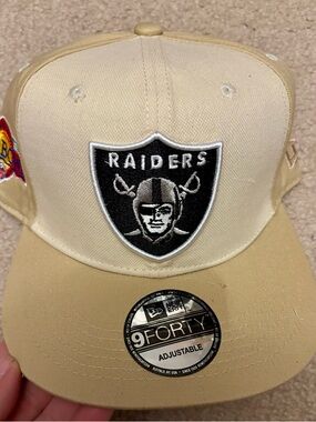 New Era Raiders Adjustable Cap - Cream and Tan